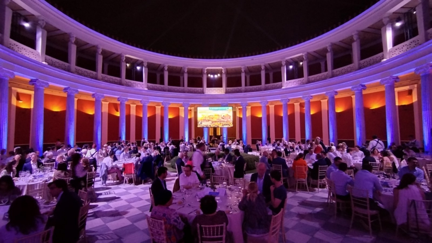 VulcanVerse screenshot 1