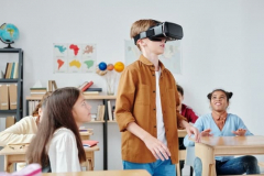 Virtual Reality Education (Physics) | تطبيقات الواقع الافتراضي في مادة الفيزياء