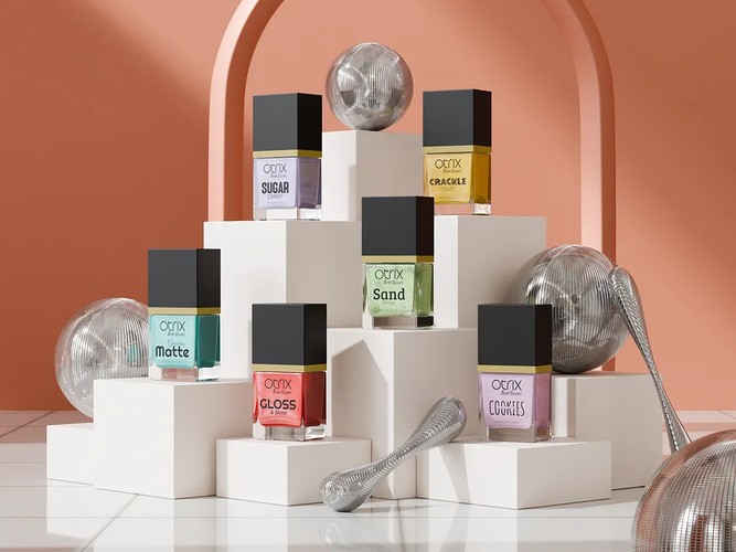 Otrix Nail Paint | 3D Product Visualization screenshot 3