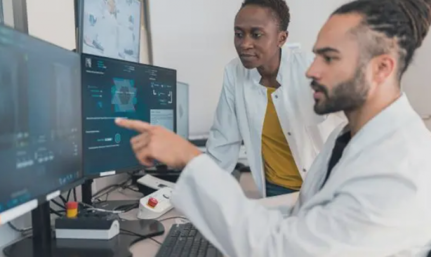 Advancing Medical Consultation with AI screenshot 1