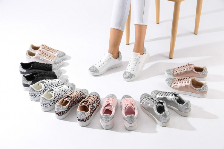 Facebook Ads for HolsterFashion.com screenshot 1