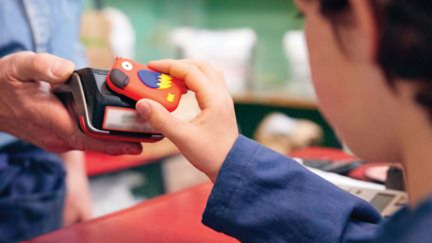 Money Walkie: creating a neobank for the next generation screenshot 1