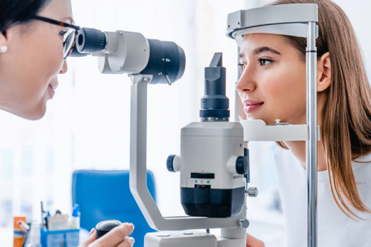 Laxmi Eyecare automates inventory, ordering and customer service for sharper looking profits with SAP Business One® screenshot 2