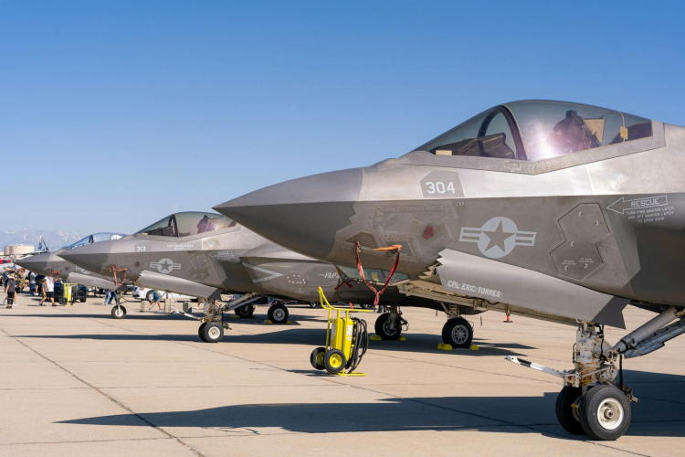 Providing Essential IT Support for Air Base Infrastructure screenshot 1