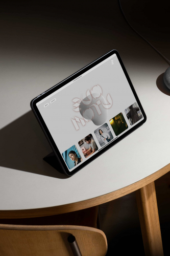 Suo Motu — Logo, web design and development screenshot 1