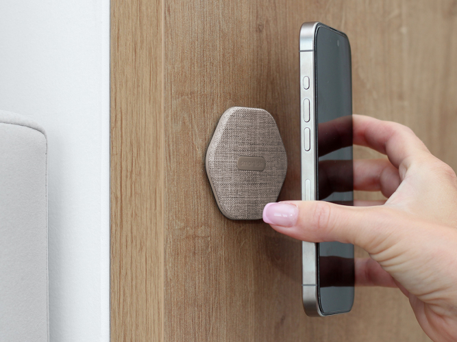 MagSafe Wall Mount screenshot 4