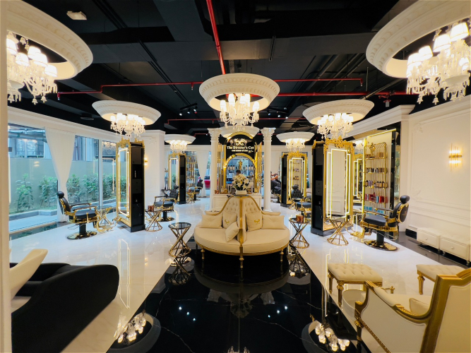 Luxury Salon Interior Design: The Director’s Cut by Algedra in Dubai, UAE screenshot 5