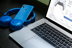 FlexShopper Scales for Black Friday with a High-Performance Magento & Hyvä Storefront