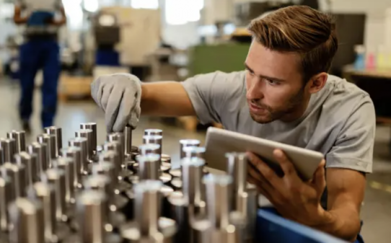 Industrial Equipment Manufacturing: Case Study screenshot 1