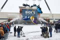DICK’S Sporting Goods FOOH Holiday Campaign for Crocs NFL Collection