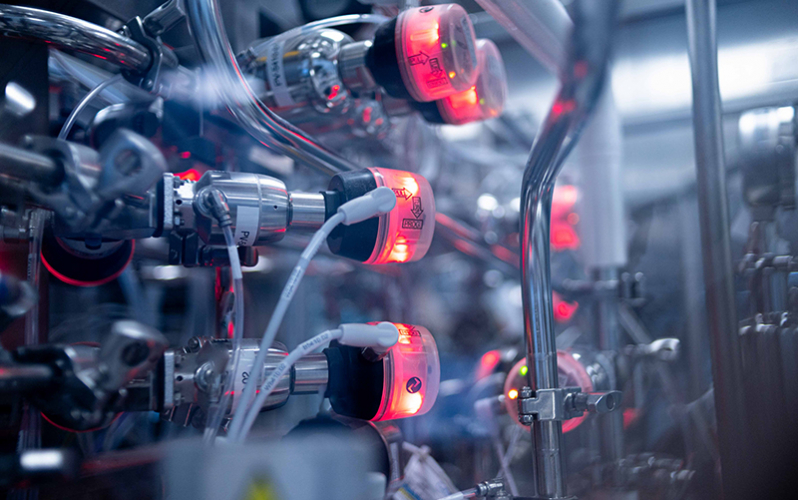 Astrazeneca: People Behind the Vaccine screenshot 3