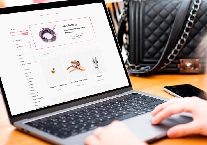 Major jewelry brand bets in E-Commerce with AppX screenshot 3