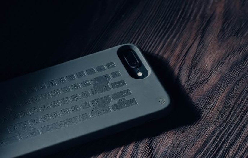 Capacitive Touch Case for Smartphone screenshot 2