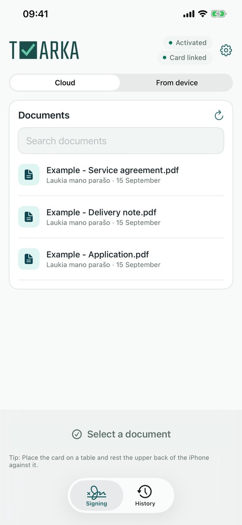 Tvarka Sign for iPhone: cloud documents waiting for signature. Example documents shown.
